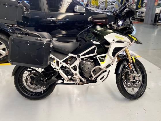TRIUMPH TIGER 1200 RALLY EXPLORER 